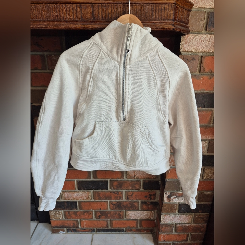 Lululemon Athletica Cream Half-Zip Funnel Neck Scuba Sweatshirt Bone XS / S
